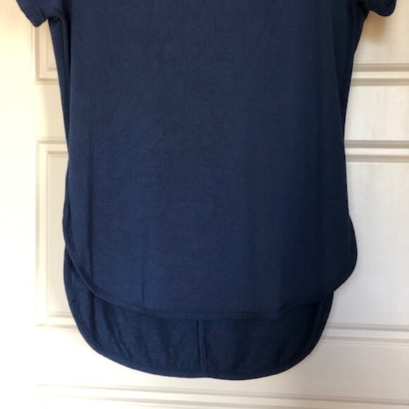 Woman's Navy Top - XS - Picture 3 of 6
